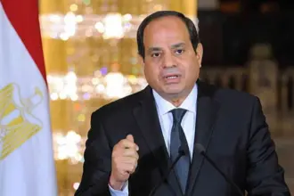 السيسي : خسائر عائدات قناة السويس بلغت 800 مليون دولار بسبب الوضع بالمنطقة