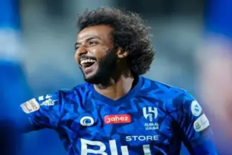 بعد 13 عاما .. ياسر الشهراني يرحل عن الهلال