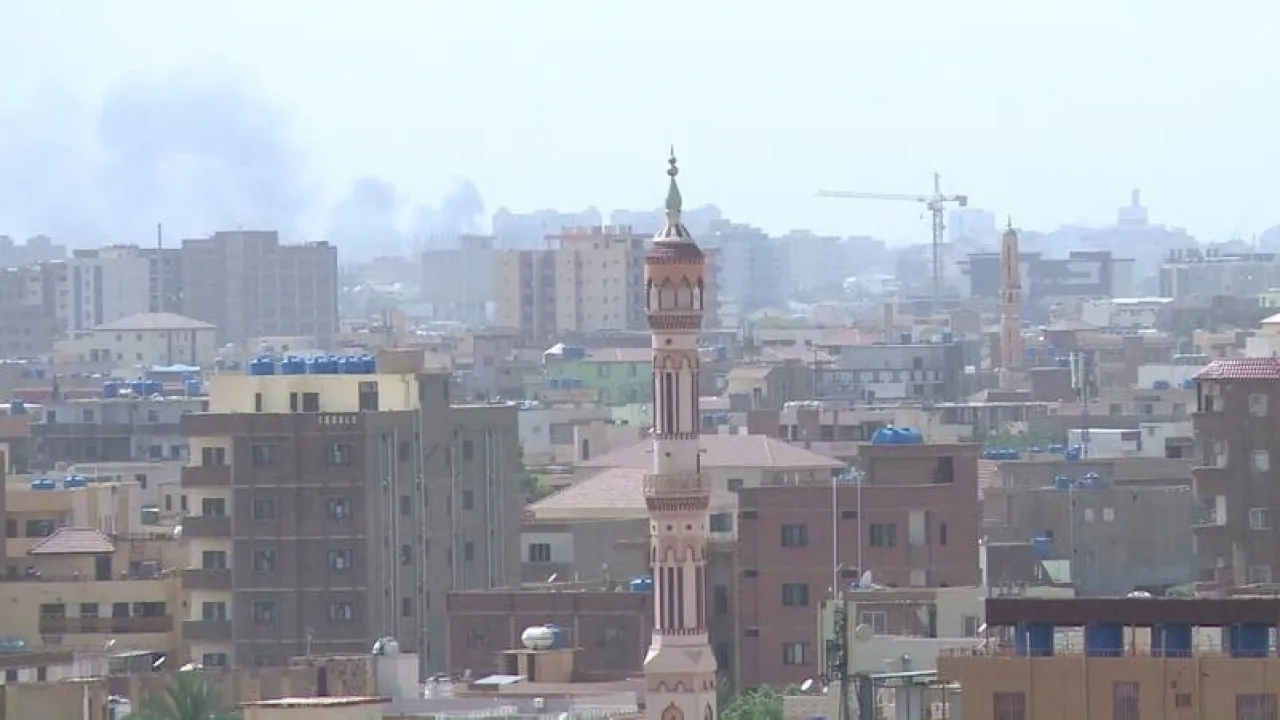 عاجل || الجيش السوداني يسيطر على القصر الجمهوري