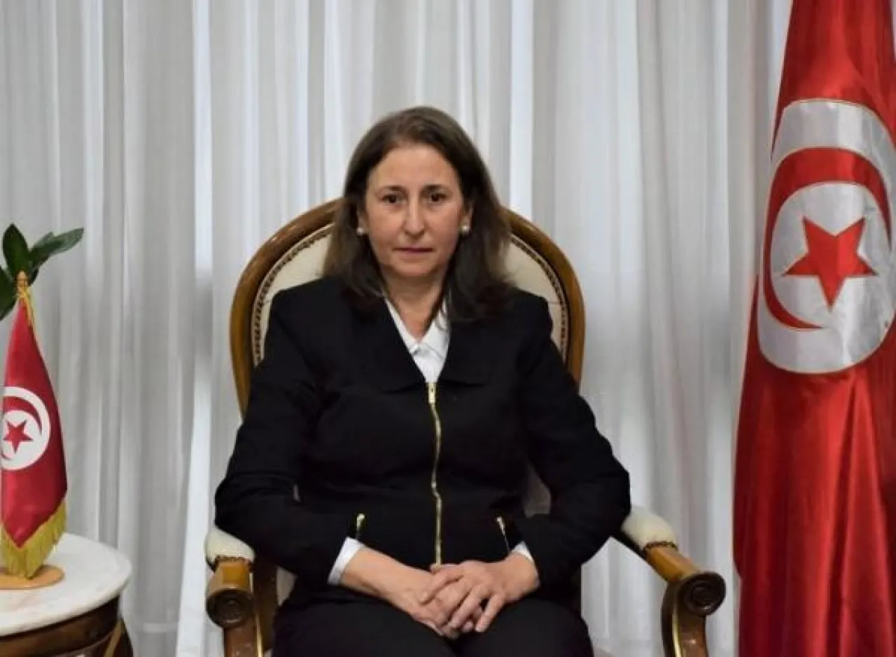 سارة الزعفراني الزنزري رئيسة جديدة لحكومة تونس خلفًا لكمال المدوري