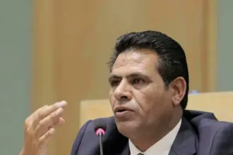 الزبن يجدد المطالبة بالعفو العام ويؤكد ضرورة تعزيز التماسك الداخلي