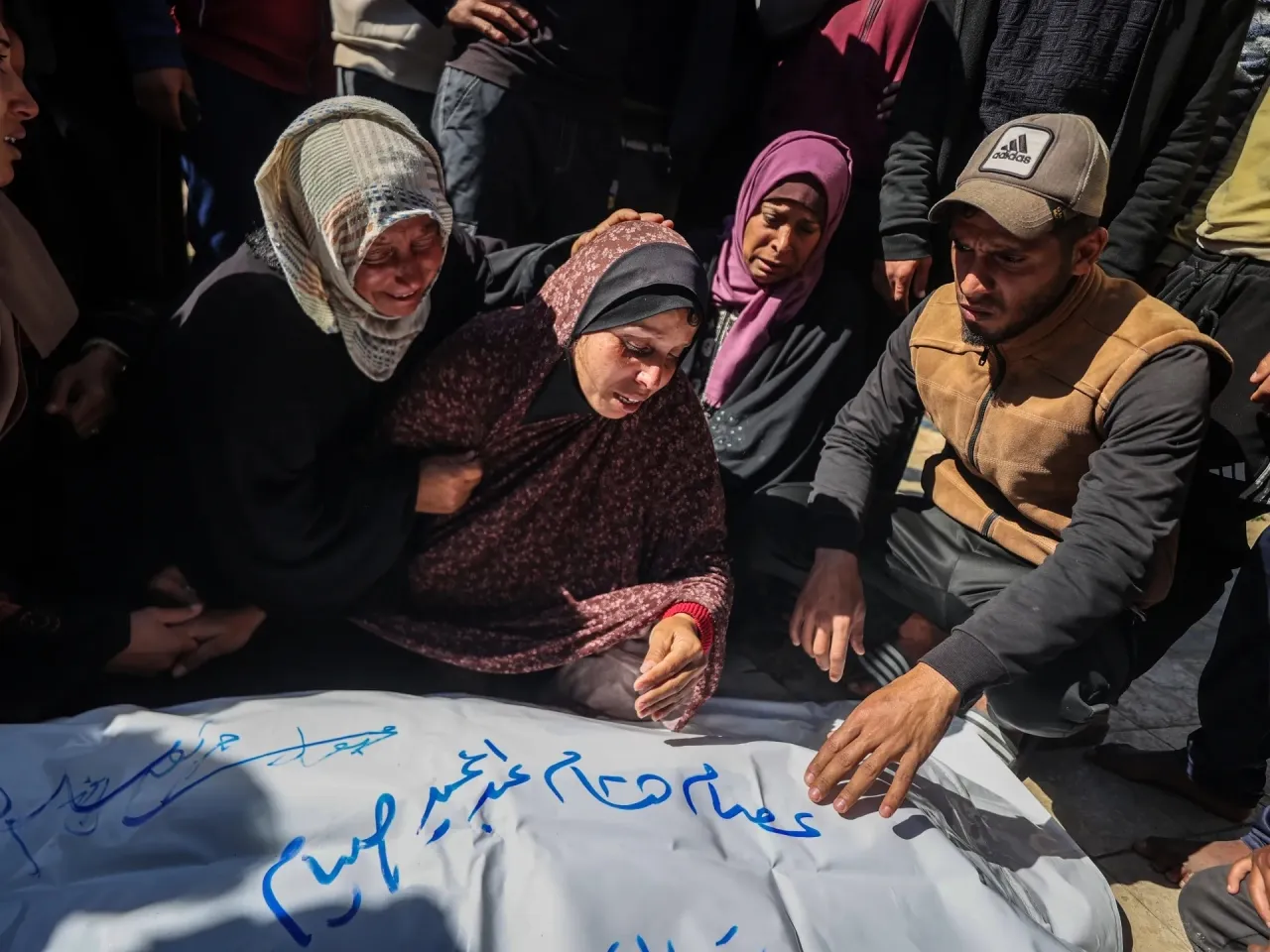 ارتفاع حصيلة شهداء قطاع غزة منذ استئناف العدوان الإسرائيلي إلى 1001 شهيد