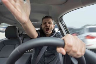 العصبية خلال فترة الصوم: الأسباب وطرق التعامل