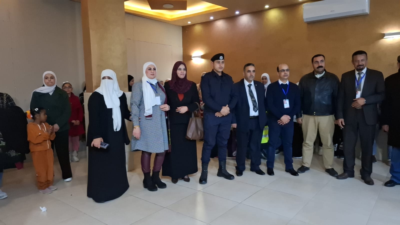 مبادرة فريق قيادتنا هاشمية وهويتنا أردنية تقيم افطار للأيتام في محافظة الكرك