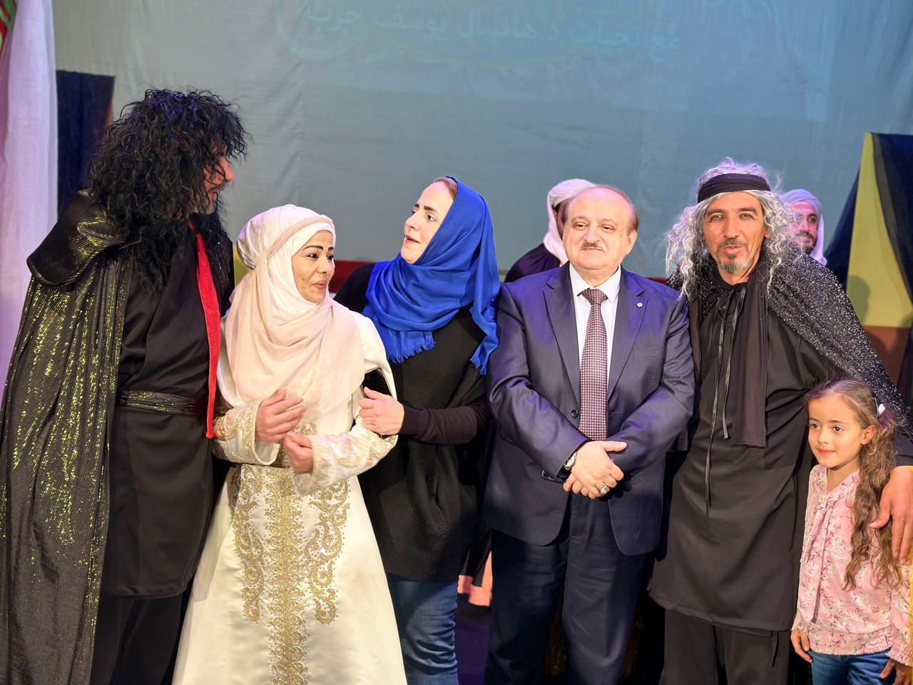 برعاية د عوجان عرض مسرحية محمد روح الحياة.. (صور وفيديو )