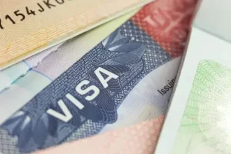 أميركا تجري مراجعة شاملة لبرامج التأشيرات
