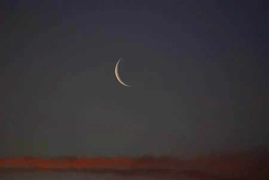 عاجل | هل توقيت العيد صحيح؟ .. الفلكي مجاهد يجيب