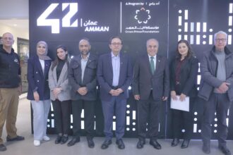 وزير التربية والتعليم يزور مقر برنامج "42 عمّان" أحد برامج مؤسسة ولي العهد