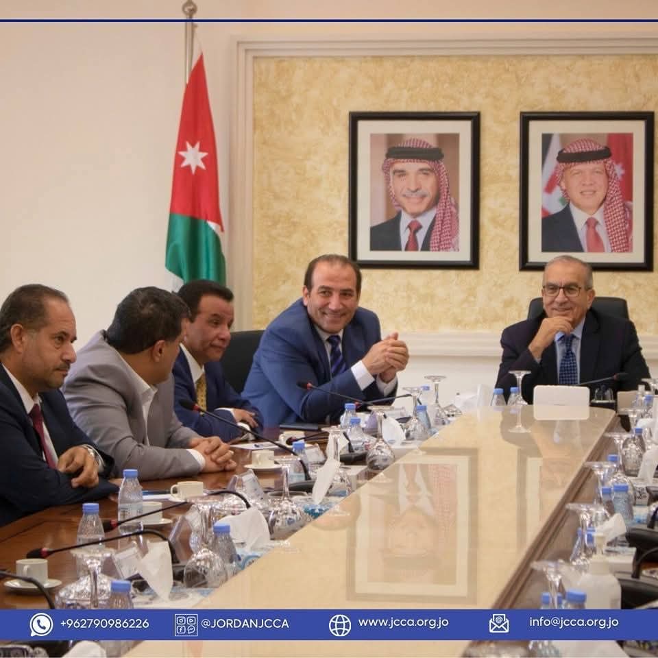 أبو السمن يلتقي مجلس نقابة مقاولي الانشاءات