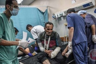 أزمة نقص الأدوية في قطاع غزة تعيق عمل الطواقم الطبية