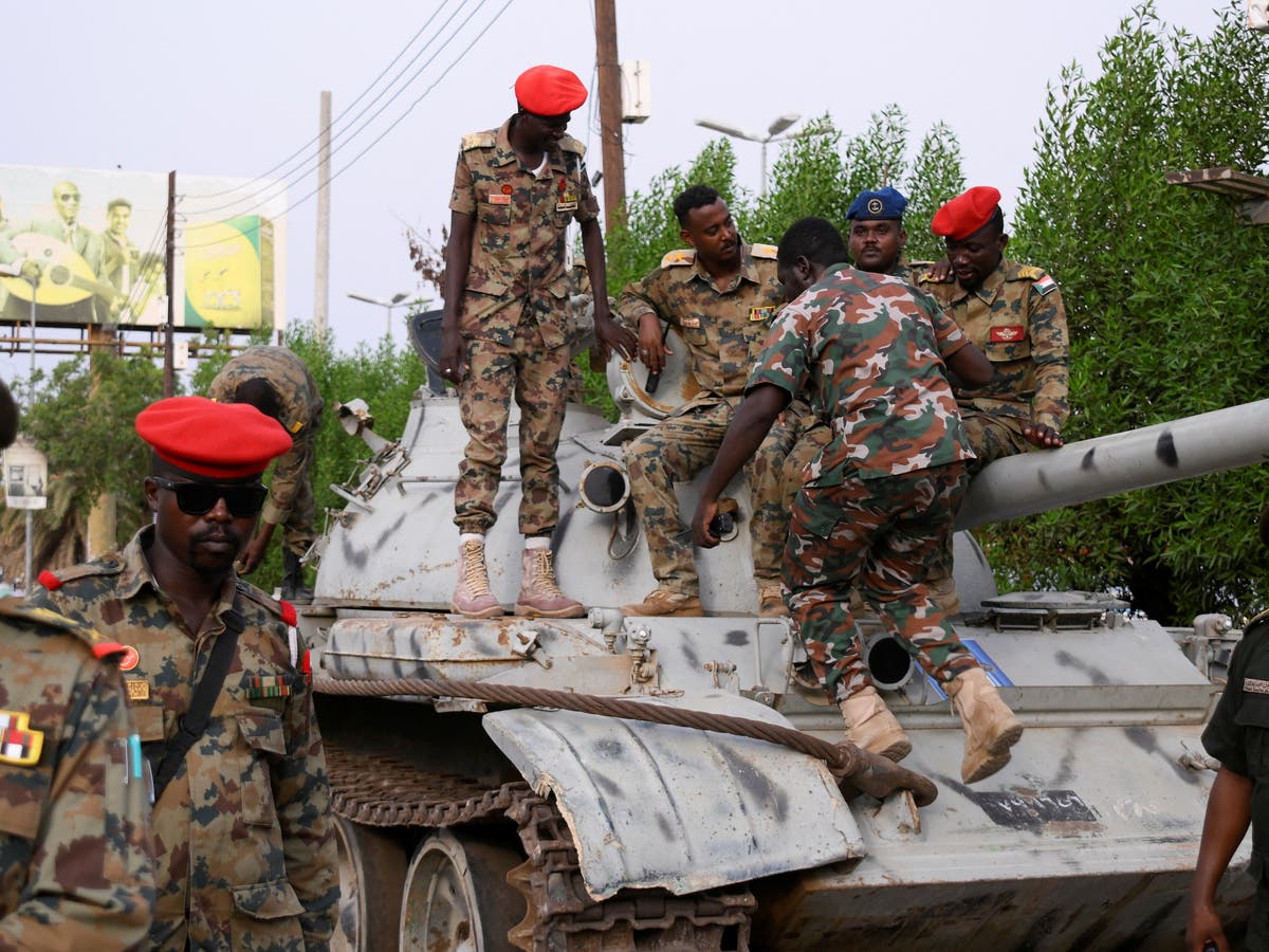 صورة حول : الجيش السوداني يهرب من تحمّل مسؤولية جرائمه الموصوفة إلى لاهاي الجيش السوداني يهرب من تحمّل مسؤولية جرائمه الموصوفة إلى لاهاي