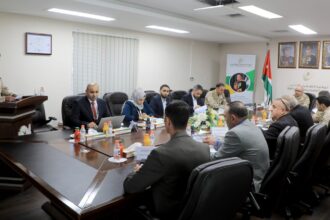 المساعد للتخطيط والتنظيم والموارد الدفاعية يزور الشركة الوطنية للتشغيل والتدريب