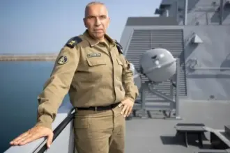 نتنياهو يعيد النظر في تعيين شارفيت رئيسا للشاباك
