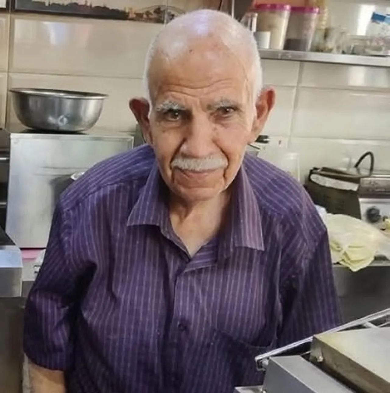 وفاة صاحب أقدم محل مطعم فلافل بإربد