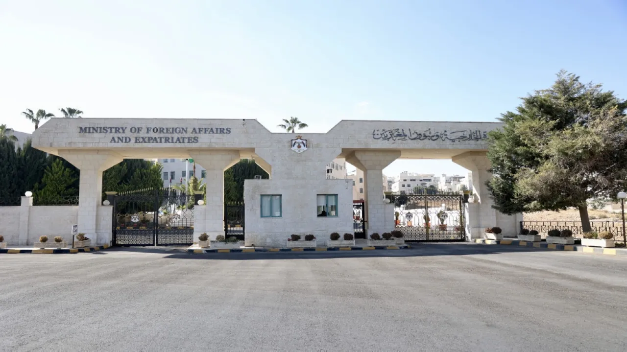 الأردن يدين توسيع إسرائيل عدوانها على قطاع غزة واستهداف عيادة تابعة لأونروا