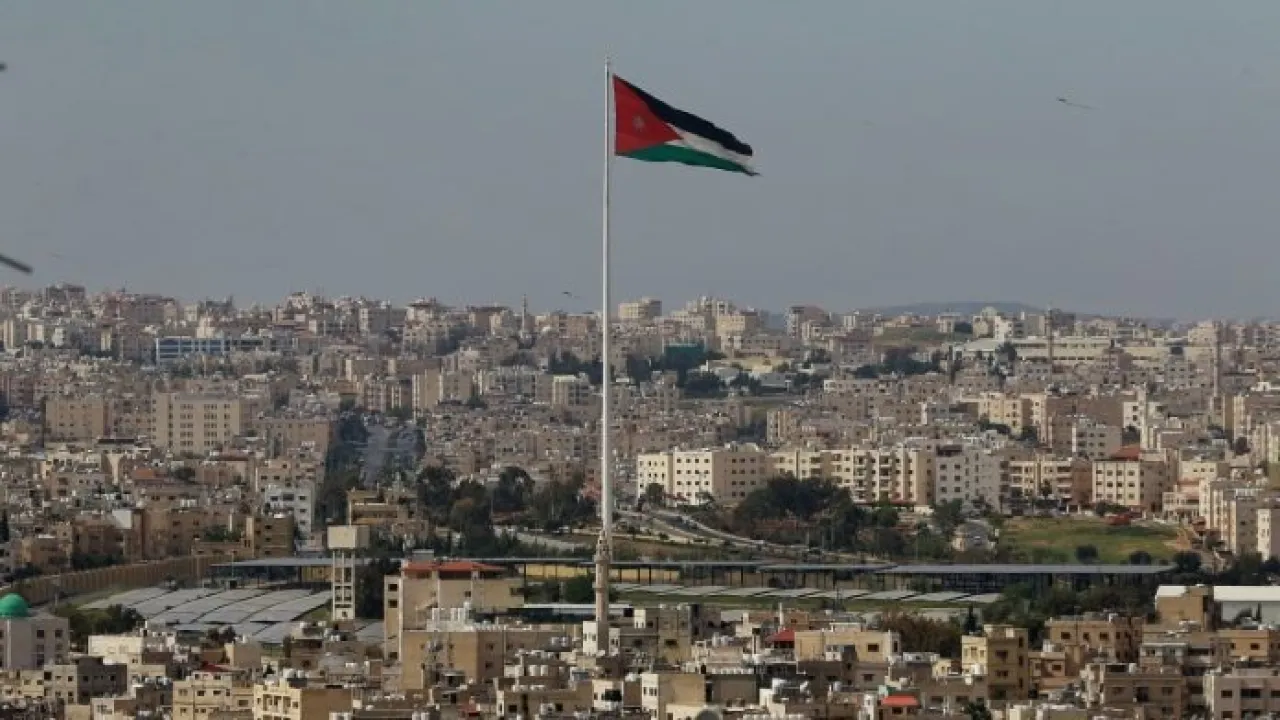 صدور تعليمات الدوام الرسمي والدوام المرن في الأردن لعام 2025