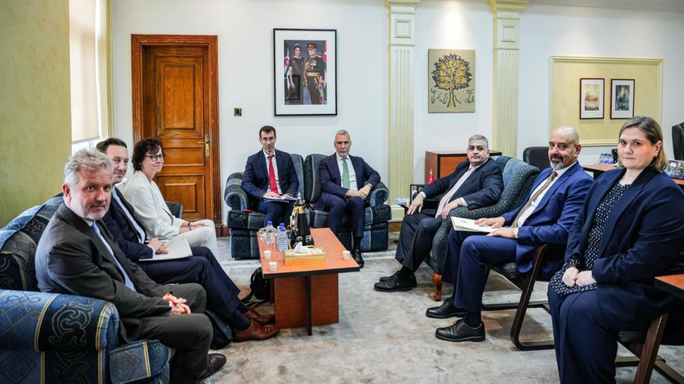 أمين عام الخارجية يبحث مع مسؤول أوروبي تنفيذ اتفاقية الشراكة الاستراتيجية مع الاتحاد الأوروبي