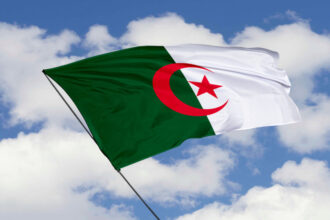 الجزائر تغلق مجالها الجوي أمام دولة مالي