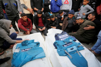 استشهاد 209 صحفيين منذ بدء العدوان على غزة