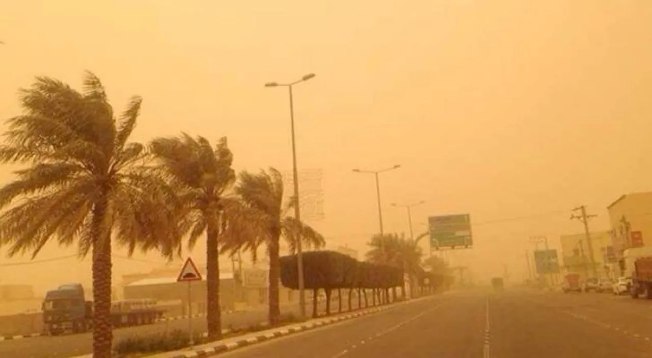 منخفض خماسيني وانخفاض ملموس على الحرارة