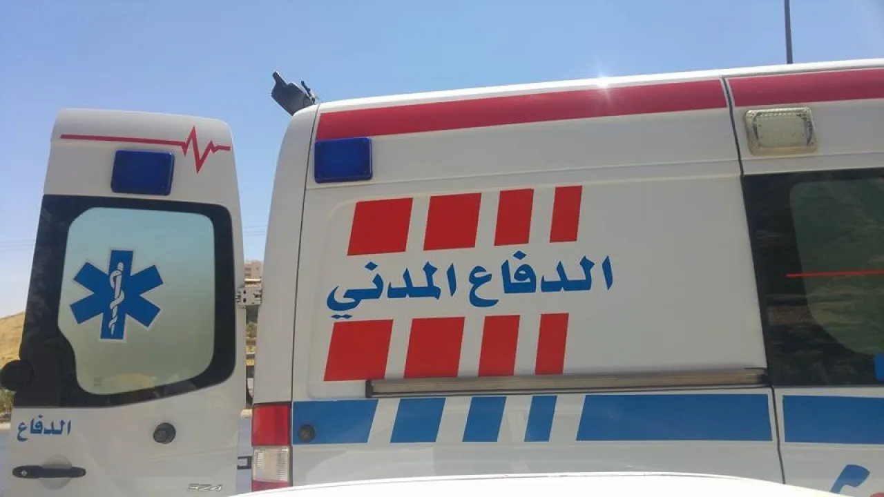 8 إصابات في حادث دهس وتصادم مركبتين