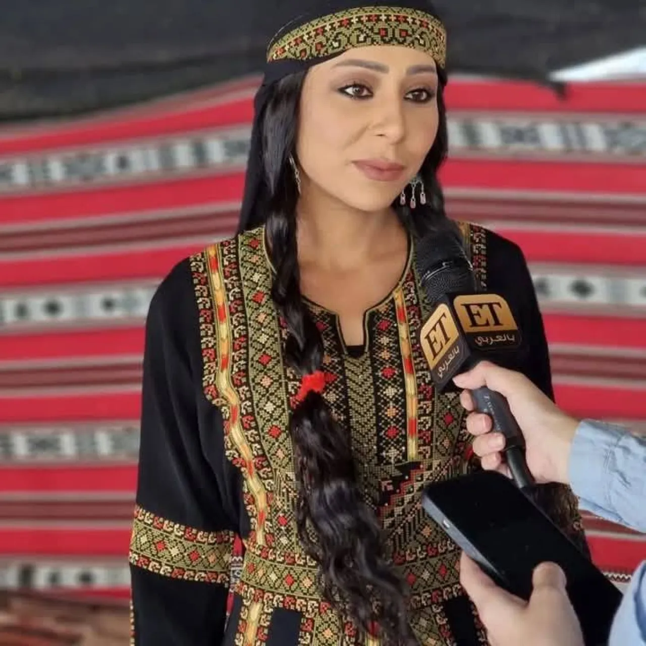 وفاة الفنانة الأردنية الشابة رناد ثلجي