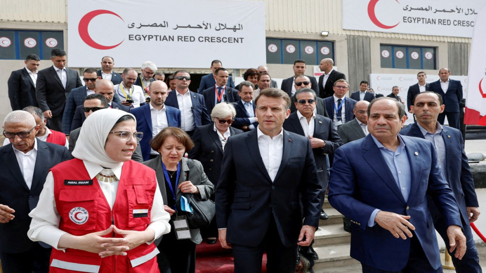 ماكرون يدين "بشدة" استهداف الطواقم الإنسانية والإغاثية في غزة
