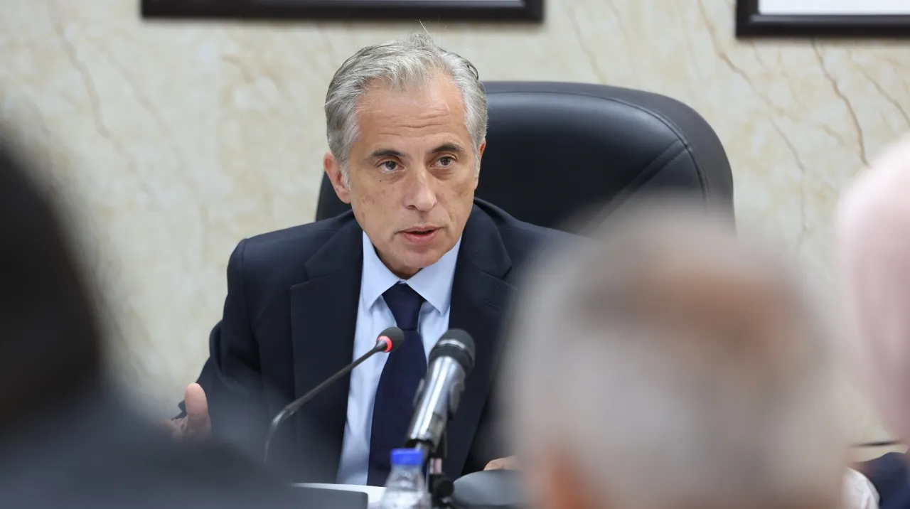 حسان: الحكومة تعكف على مأسسة مفهوم المسؤولية المجتمعية كنهج