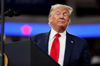 ترمب يرفع الرسوم الجمركية على الصين لتصل إلى 125%