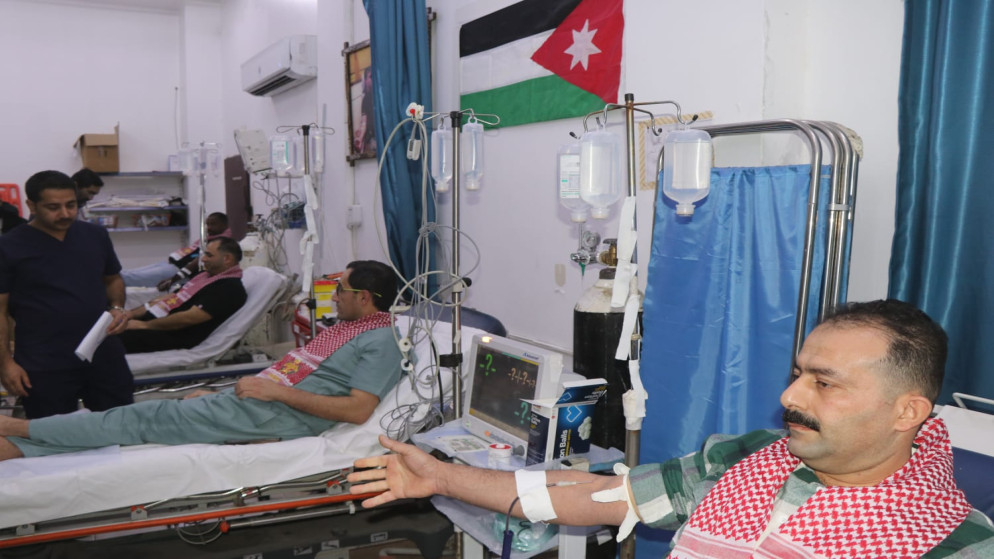 المستشفيان الميدانيان الأردنيان في نابلس وغزة ينظّمان حملتين للتبرع بالدم