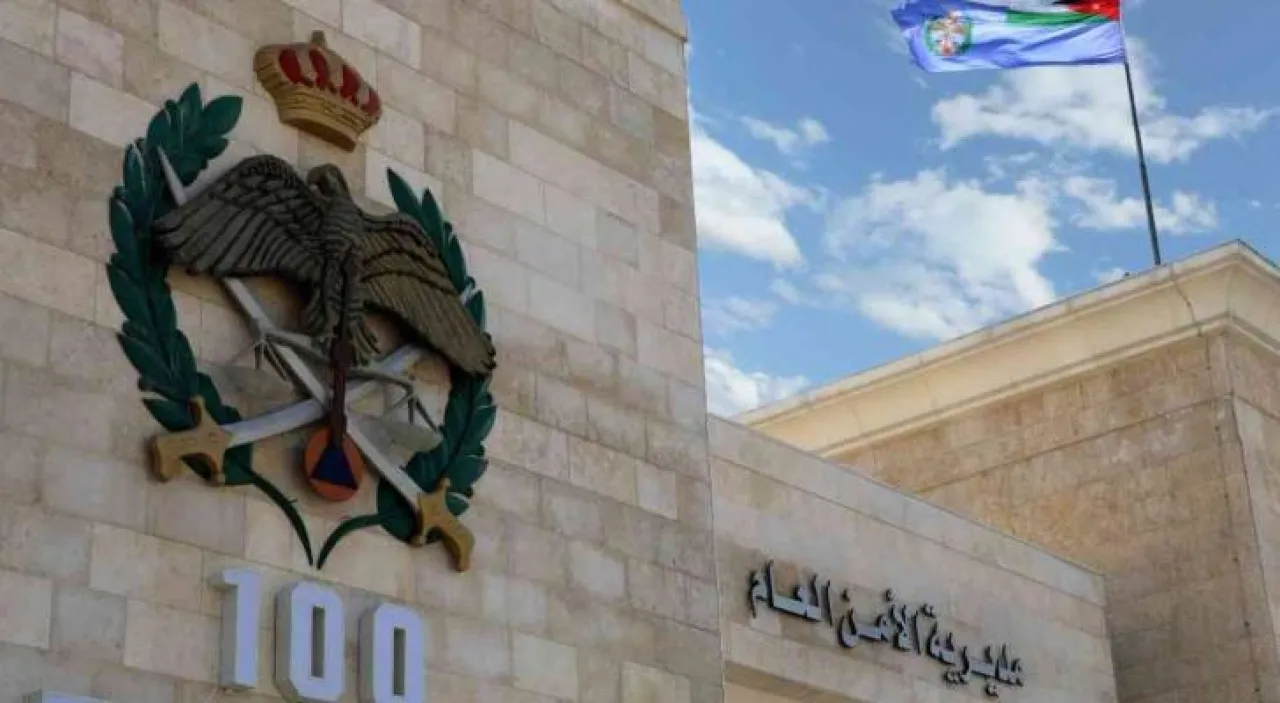 عاجل | البحث الجنائي يعيد 93 ألف دينار سرقت من أحد المصانع