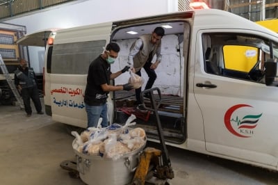 المخبز الأردني المتنقل المزود الوحيد حاليا للخبز في قطاع غزة