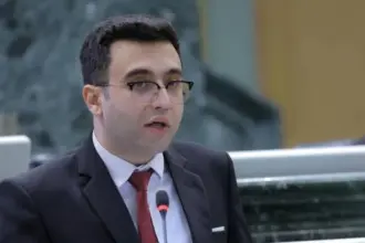 الجراح يطالب بتجميد عضوية نواب "العمل الإسلامي"... ورد مفاجئ من الصفدي