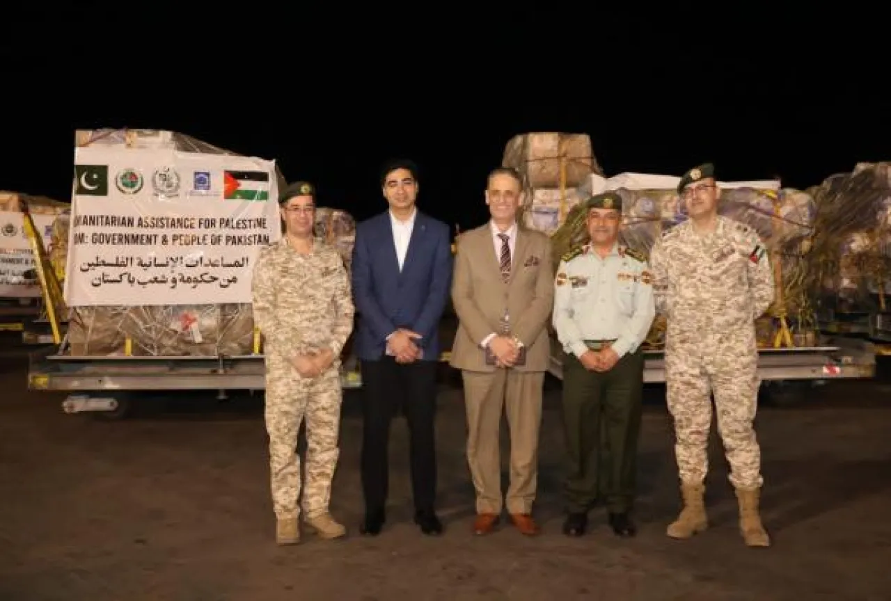 الجيش الأردني يتسلم مستلزمات طبية باكستانية للمرضى والمصابين في غزة