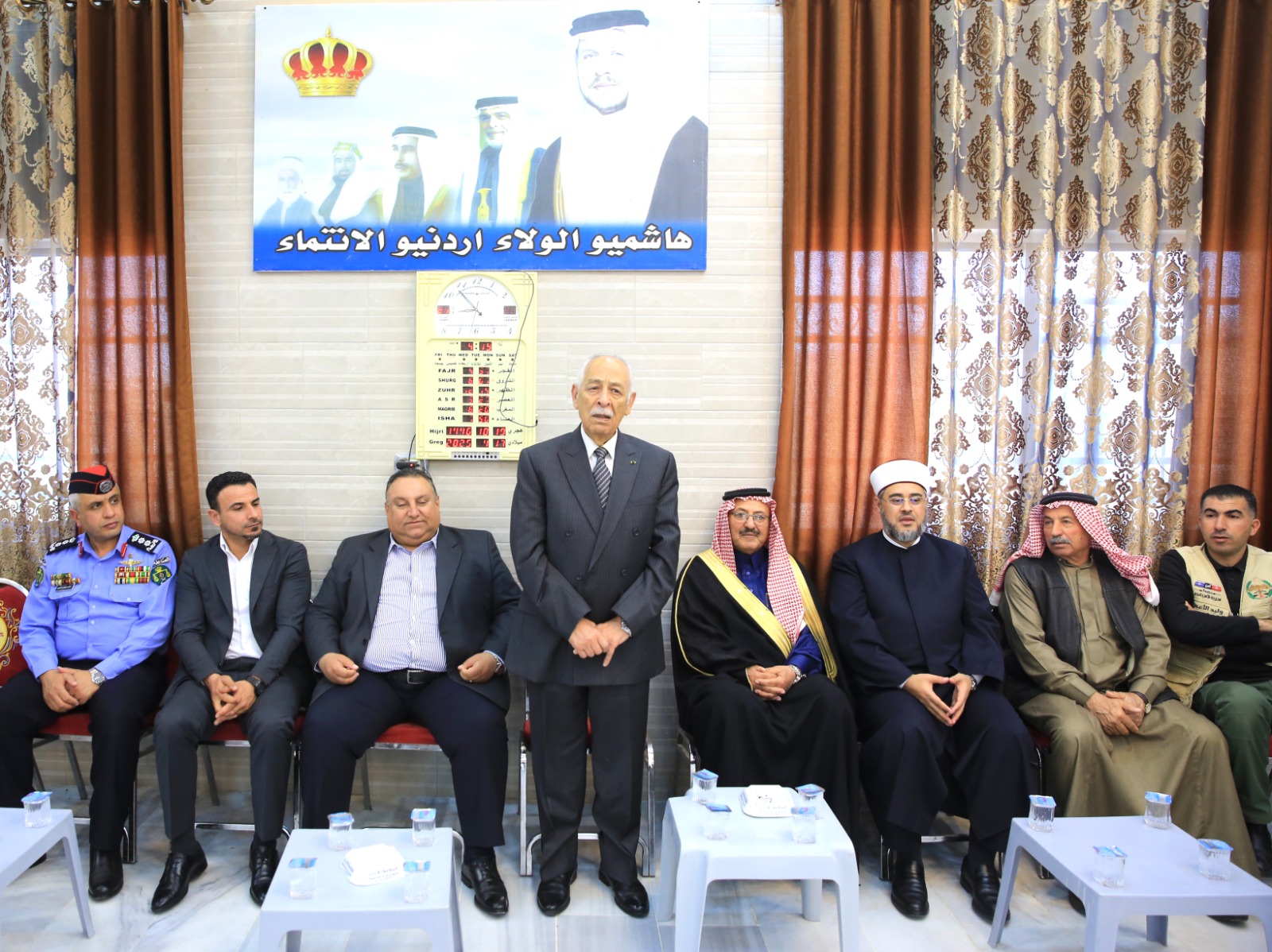 مندوبا عن الملك وولي العهد.. العيسوي يعزي عشائر السواعير والأزايدة والشديفات والأرتيمة