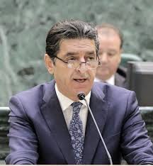 نائب اردني يجبر الوفد الإسرائيلي المشاركه بمؤتمر دولي للسلم والأمن الدوليين على المغادرة