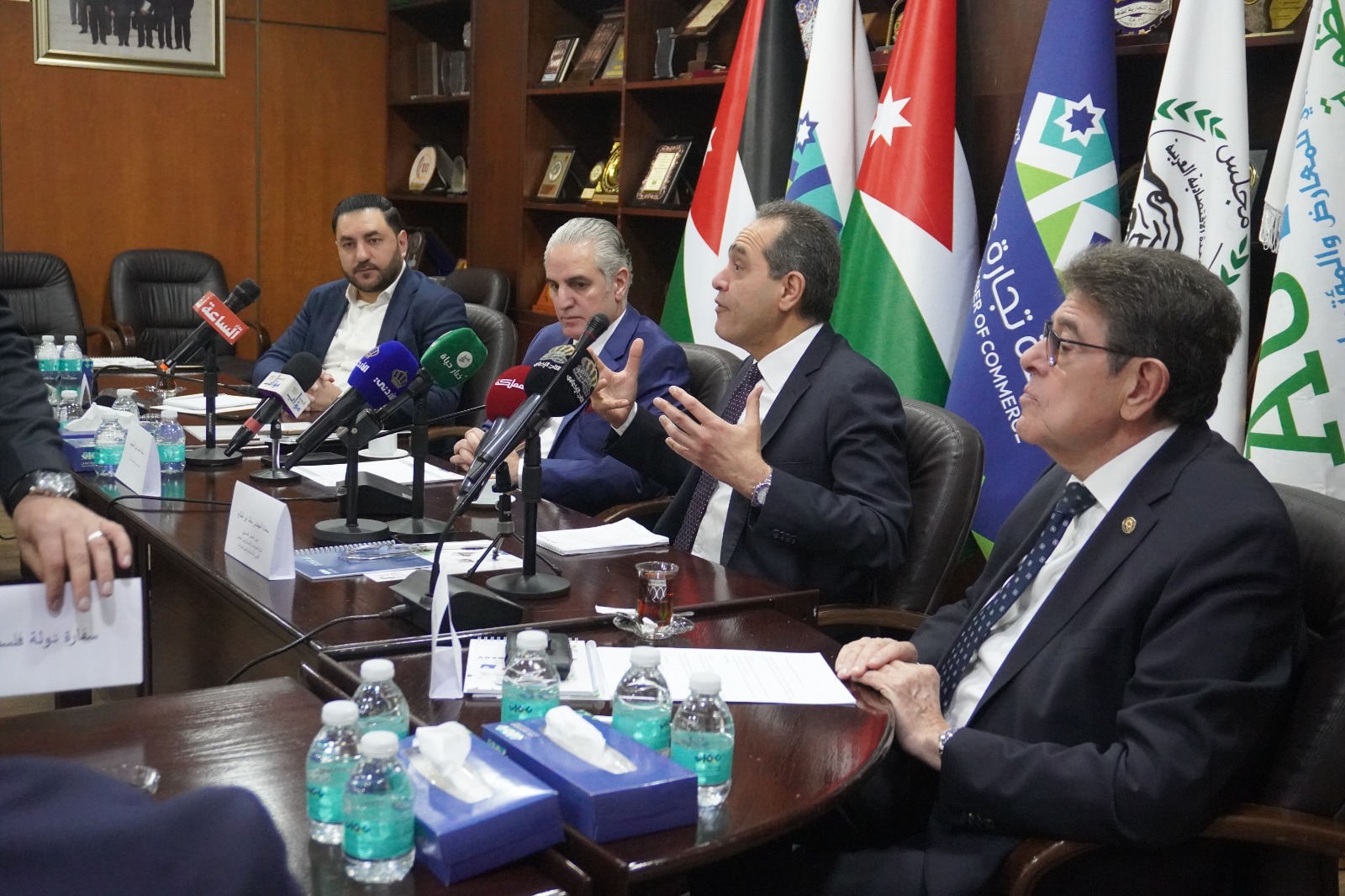 المؤتمر الصحفي للاعلان عن فعاليات المعرض العربي الدولي للصناعات البلاستيكية والبتروكيماوية والتغليف والورق