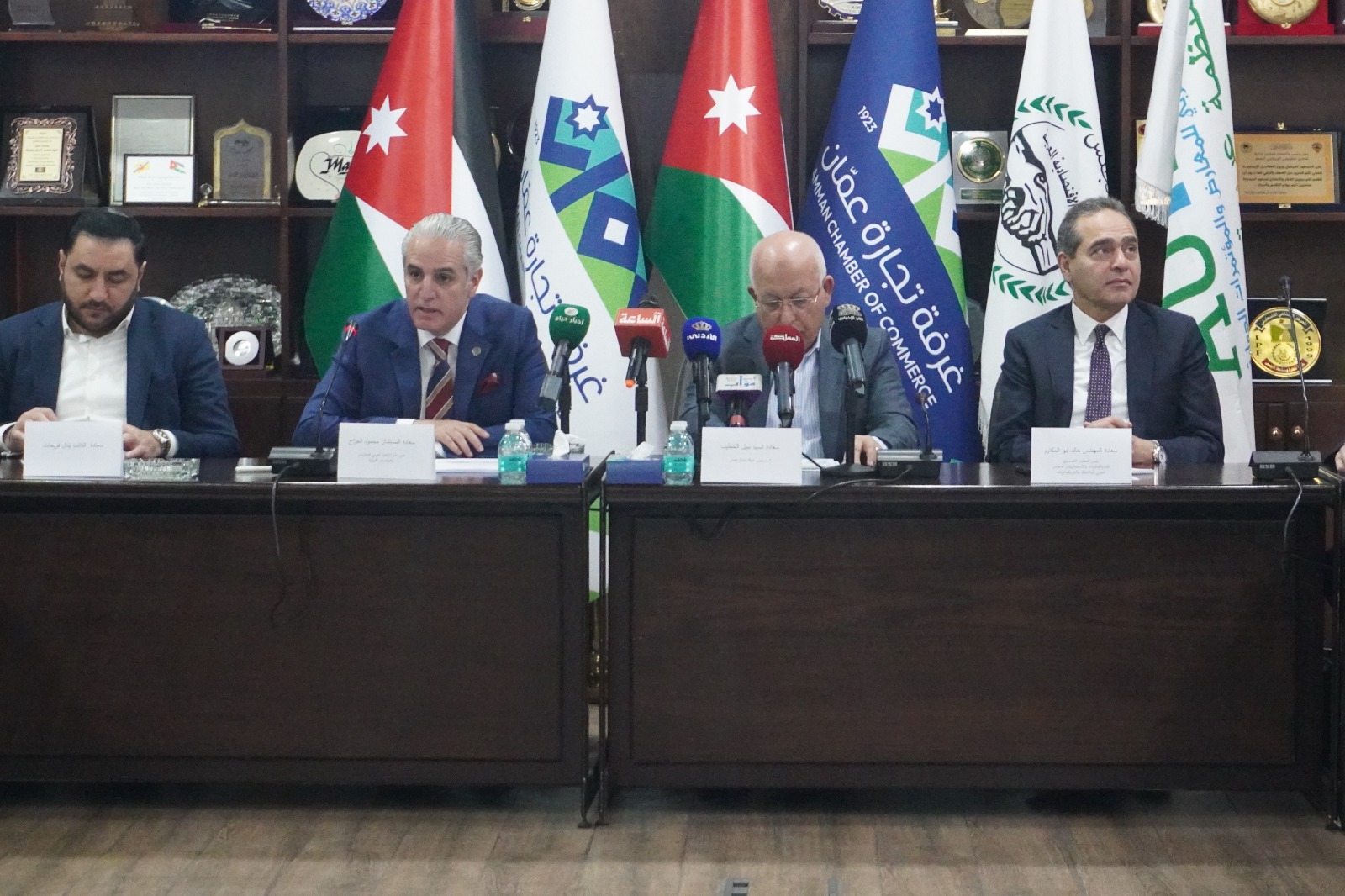 المؤتمر الصحفي للاعلان عن فعاليات المعرض العربي الدولي للصناعات البلاستيكية والبتروكيماوية والتغليف والورق