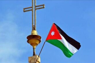 صلوات ولقاءات عائلية تُزين احتفالات المسيحيين في الأردن بعيد الفصح المجيد