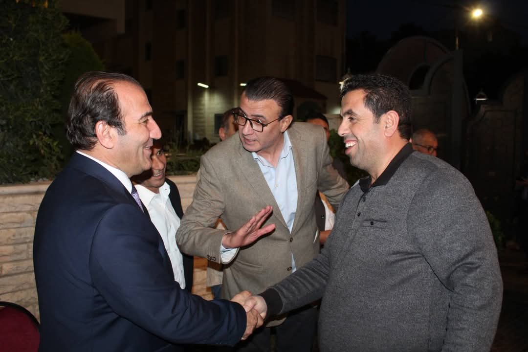 بالصور.. قائمة العمل والإنجاز تلتقي حشدا من الداعمين