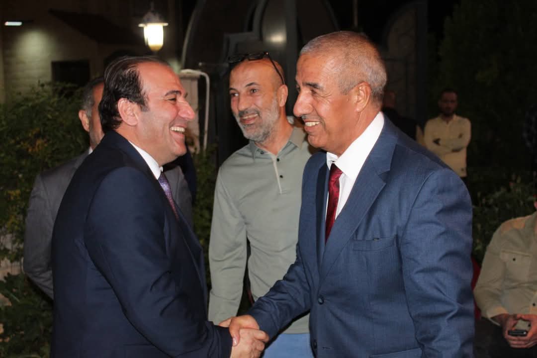 بالصور.. قائمة العمل والإنجاز تلتقي حشدا من الداعمين