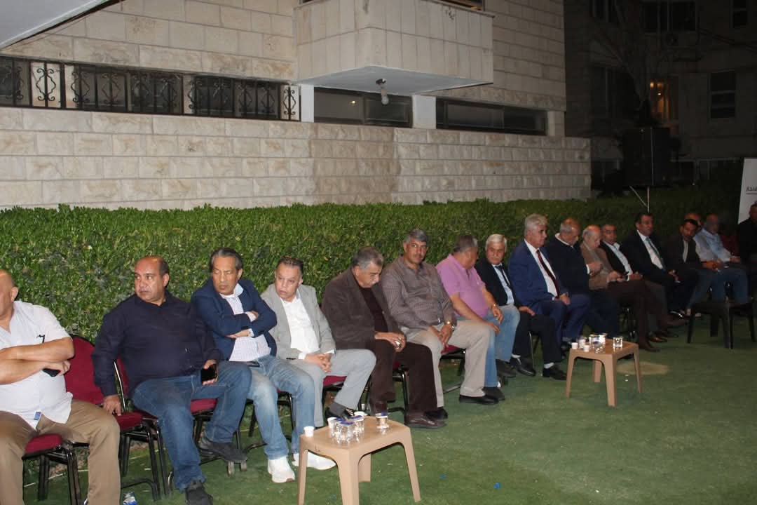بالصور.. قائمة العمل والإنجاز تلتقي حشدا من الداعمين