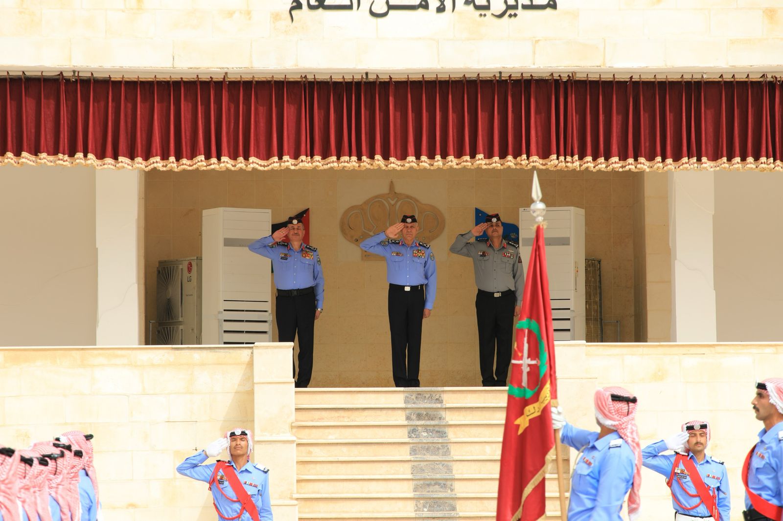 مدير الأمن العام يرعى حفل تخريج دفعة جديدة من مستجدي الأمن العام