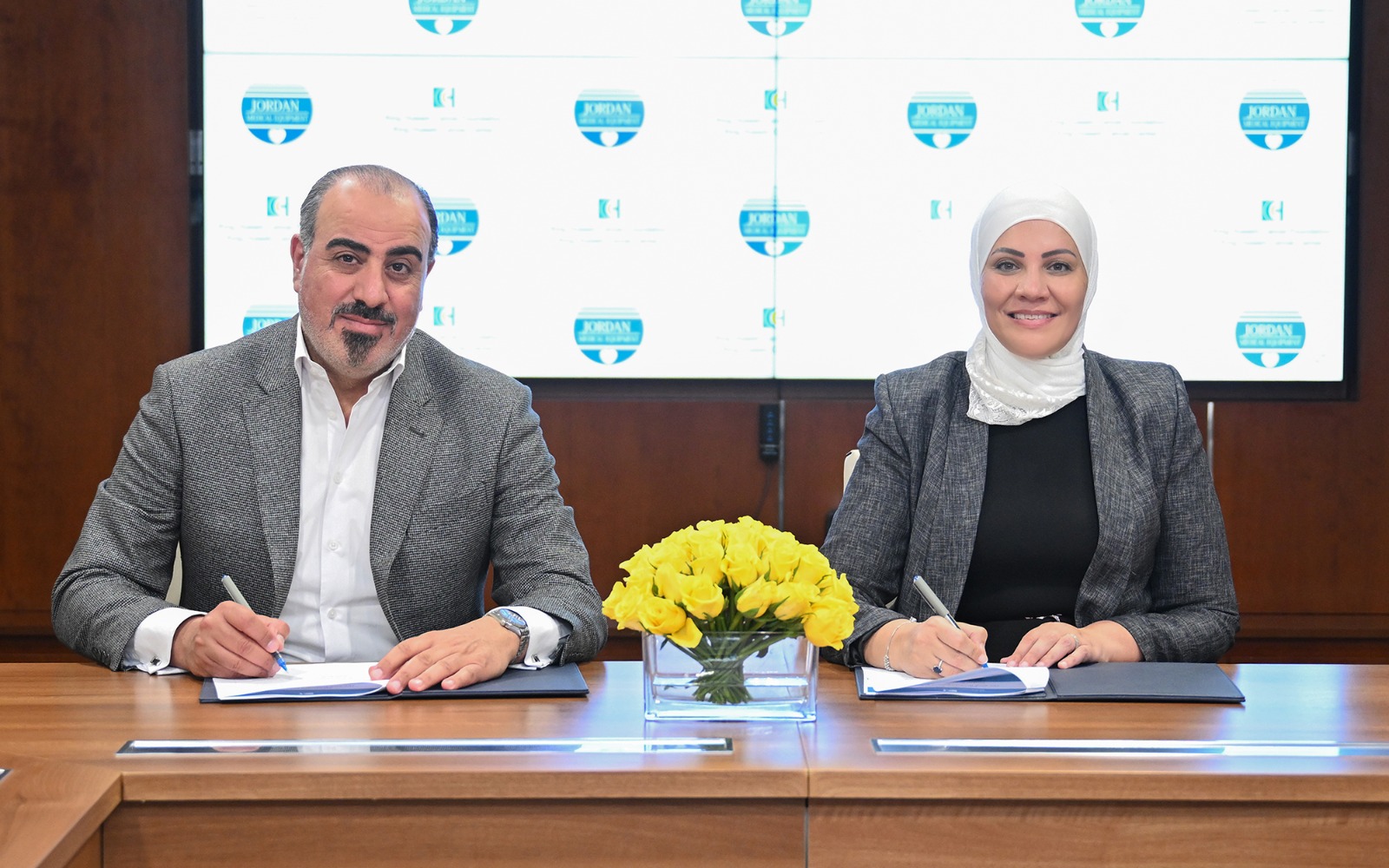 صورة حول : "جوردان" للأجهزة الطبية تتبرع بجهاز موجات فوق صوتية (Konica Minolta HS2) "جوردان" للأجهزة الطبية تتبرع بجهاز موجات فوق صوتية (Konica Minolta HS2)