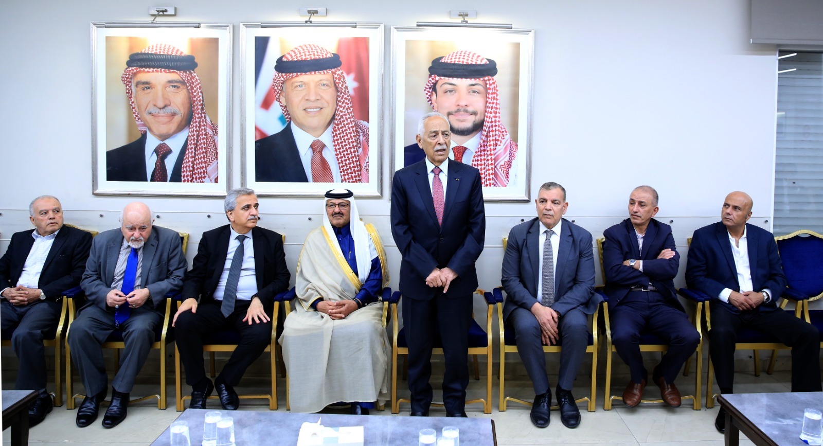 مندوبا عن الملك وولي العهد.. العيسوي يعزي الناصر والزعبي والغويري وداوود ومطير
