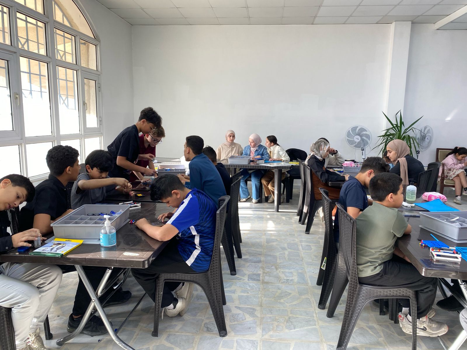 دورة تدريبية في مدينة الأمير محمد للشباب الزرقاء حول علوم المستقبل