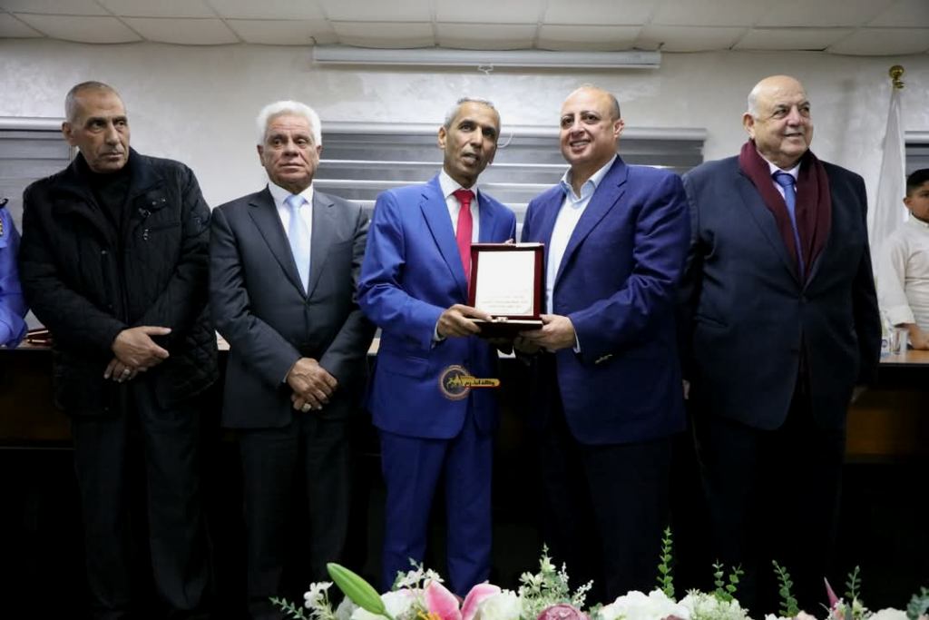 صورة حول : تكريم مستحق لجامعة عمان الأهلية تقديراً لدورها في خدمة المجتمع المحلي بمحافظة البلقاء تكريم مستحق لجامعة عمان الأهلية تقديراً لدورها في خدمة المجتمع المحلي بمحافظة البلقاء