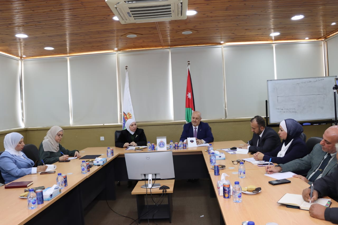 وزيرة النقل تشيد بجهود الهيئة البحرية في تطوير القطاع وتدعو لتسريع الأتمتة وتأهيل الكوادر