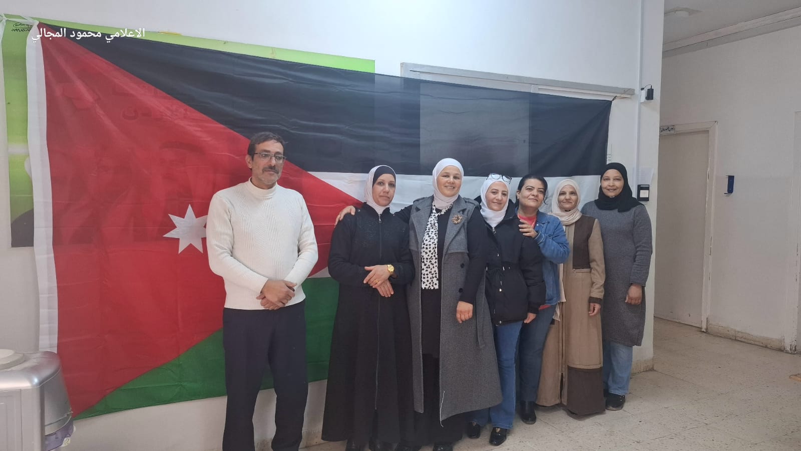 علمُنا عالٍ ورايتُنا هاشمية