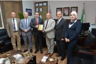 المفلح في جامعة البترا: تأكيد على تمسك الأردن بثوابته الوطنية في دعم فلسطين